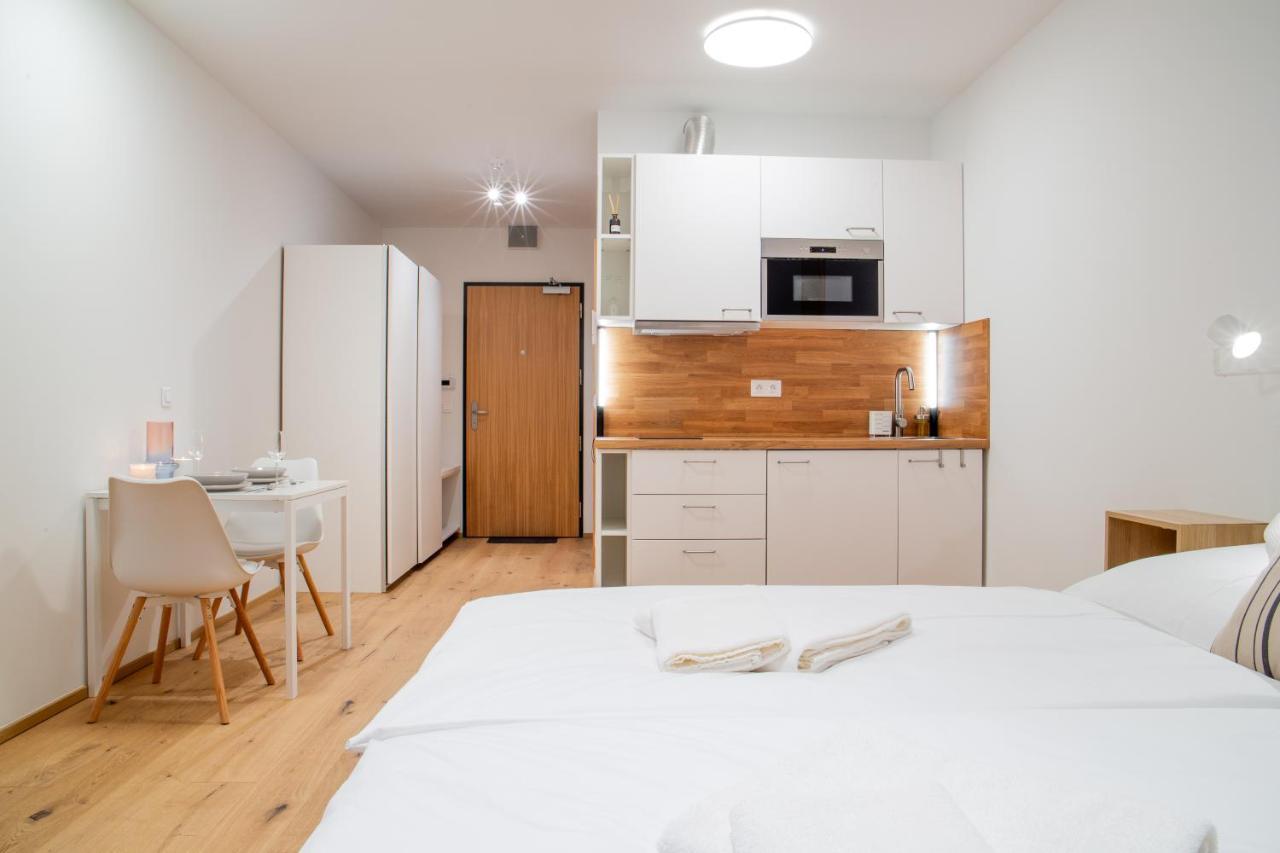 Ski&Bike Apartman Blue ヤンスケー・ラーズニェ エクステリア 写真